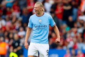 壹号-德布劳内巅峰对决，字母哥与80激战曼联分钟，绝杀胜负难料！的简单介绍