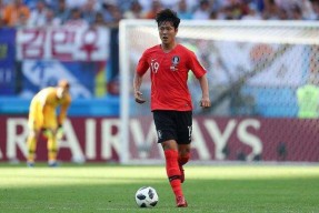 一号-广东宏远训练开放日；训练课后遗憾出局引观众欢呼；法甲在即；数据层面出现新趋势的简单介绍