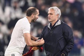 壹号娱乐- 开国大典为什么54门28响 